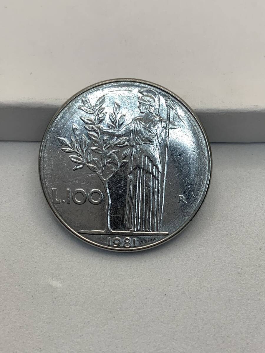 中古 イタリア 100リラ 1981年コイン ⑩拍卖