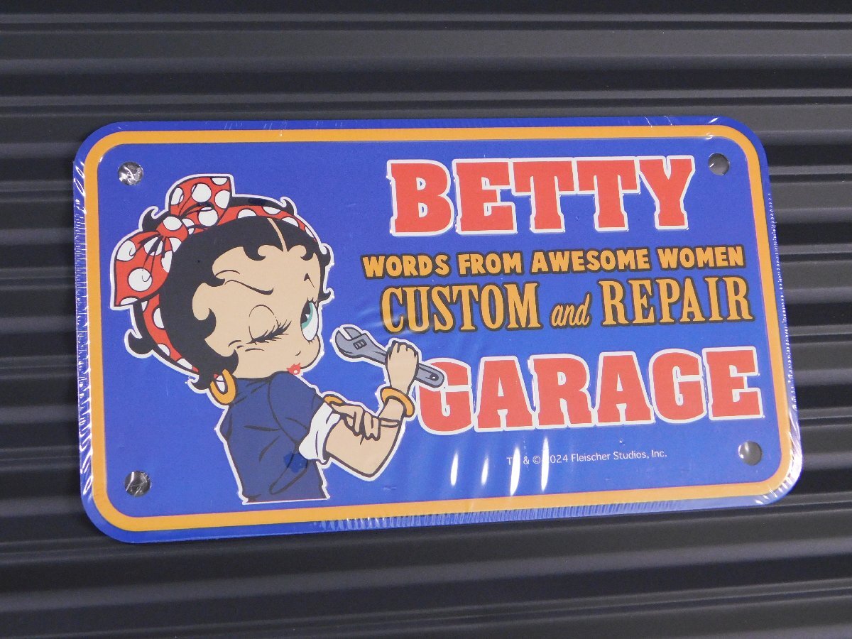 ◆送料\110◆【Betty Boop・ベティちゃん】※《バイカーCMプレート / BT-GARAGE】 アメリカン雑貨 ナンバー ライセンスプレート拍卖