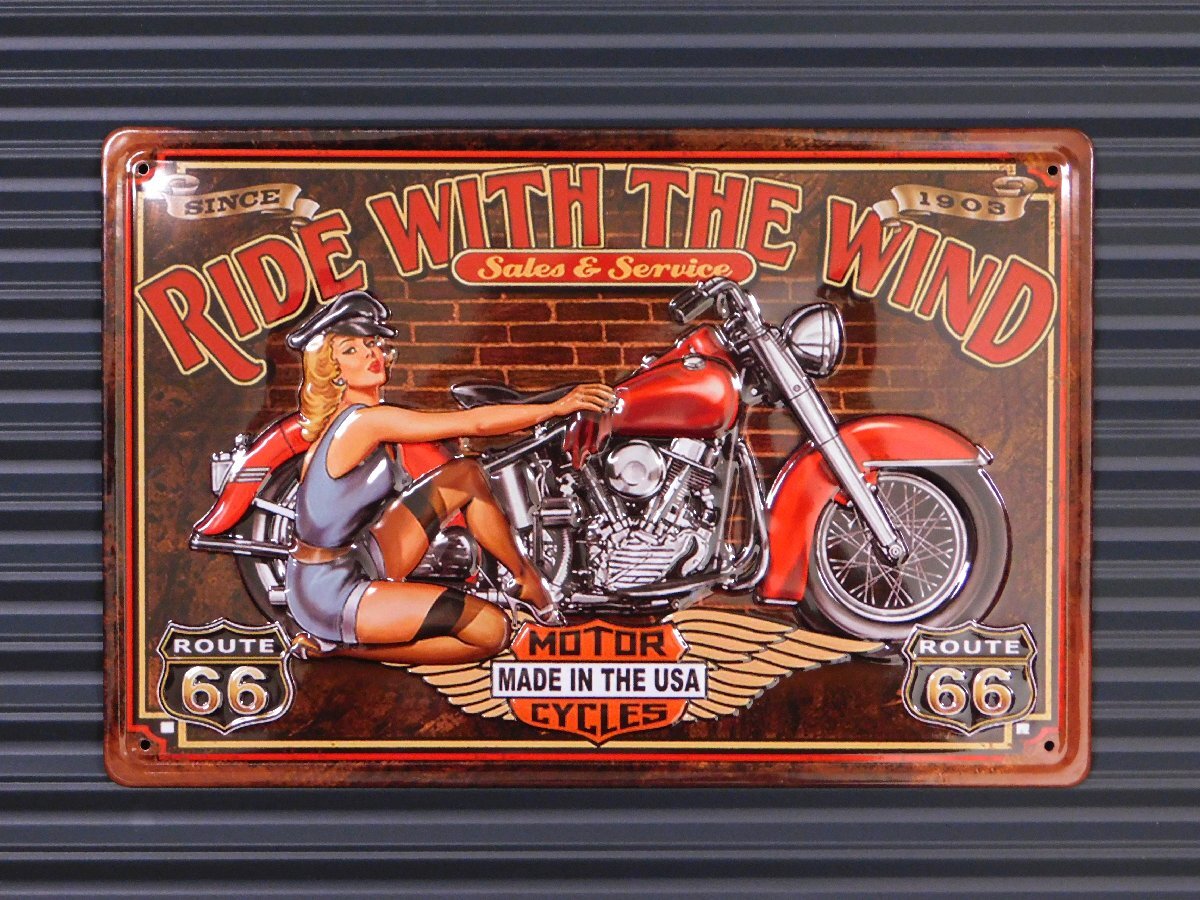 ◆送料\185◆【RIDE WITH WIND】※《エンボスメタルサイン / 200×300mm》 アメリカン雑貨 エンボス看板 ブリキ看板 セクシー美女拍卖