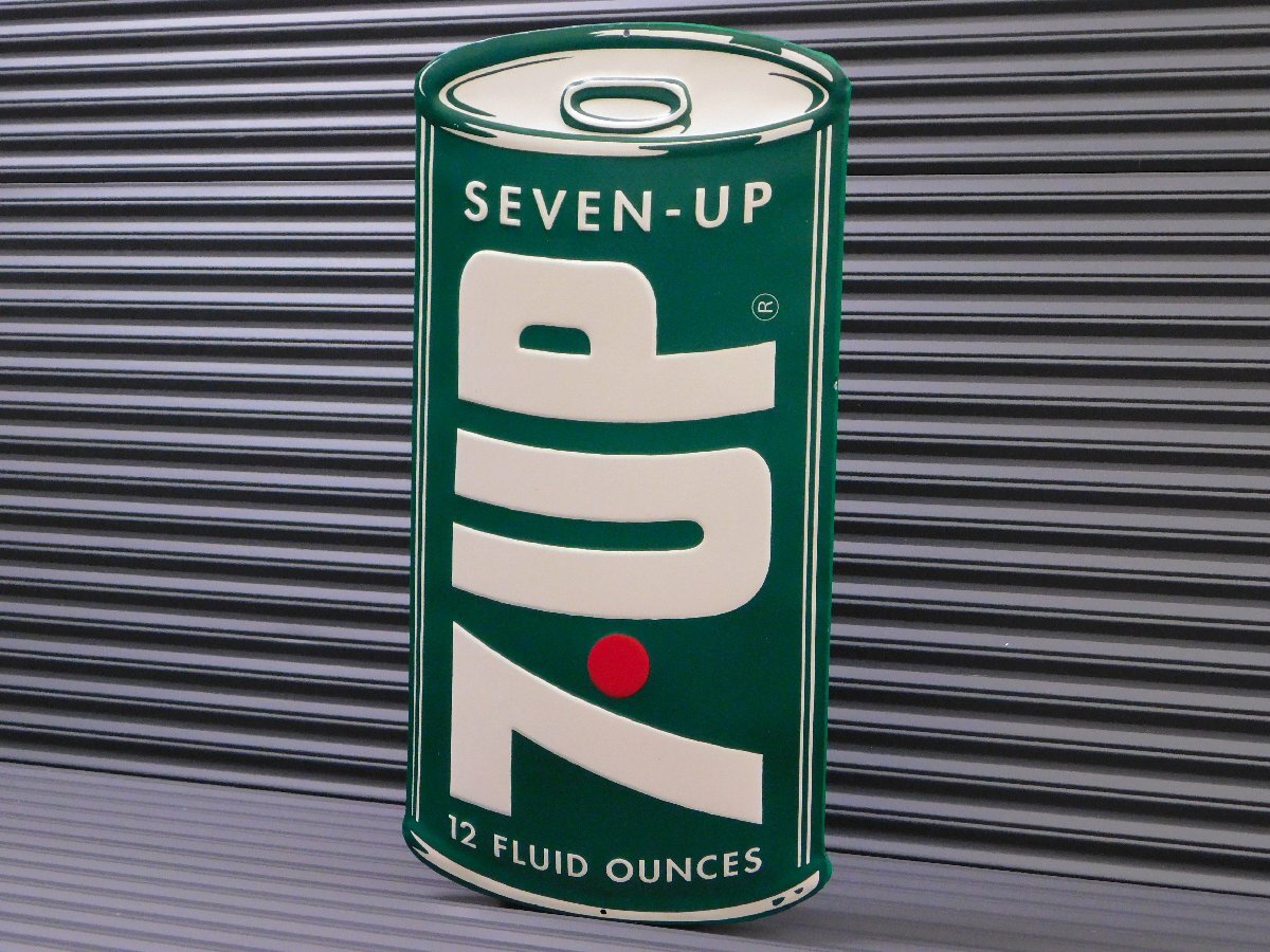 【7UP・セブンアップ】※《エンボスメタルサイン / レトロ缶》 アメリカン雑貨 エンボス看板 ブリキ看板 10拍卖
