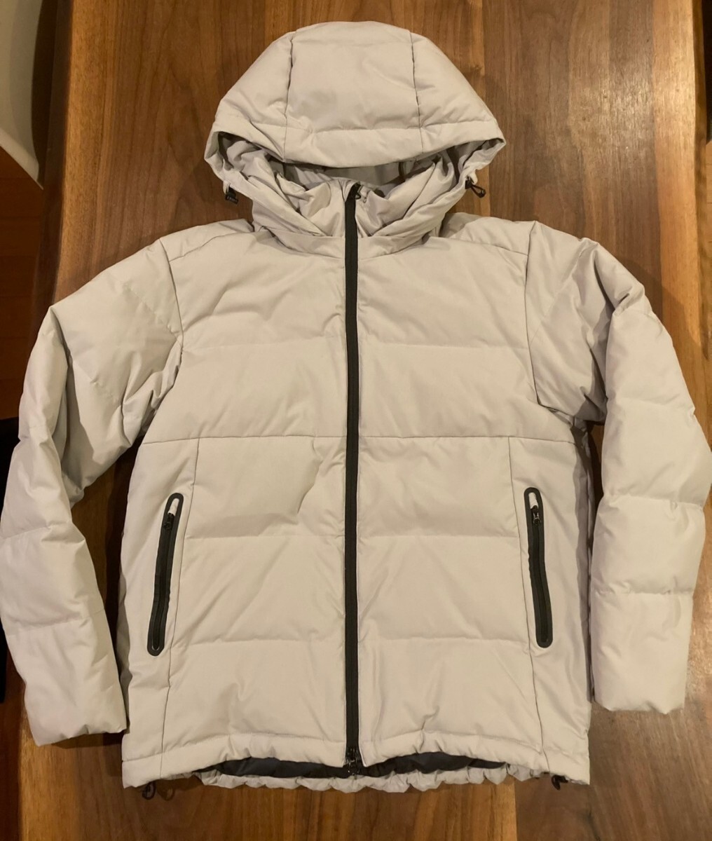新品 MIZUNOブレスサーモ ダウンジャケット ライトグレー Lサイズ拍卖