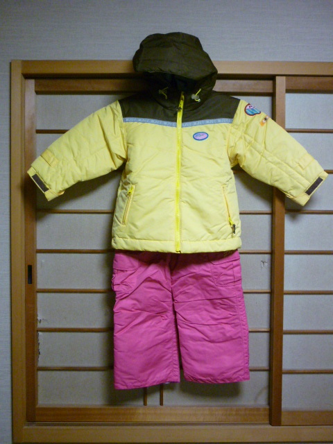 PJS スキーウエア スノーボードウェア スノーボードウエア スキーウェア 上下セット 雪遊び 100cm 100cm 美品 防寒ウエア拍卖