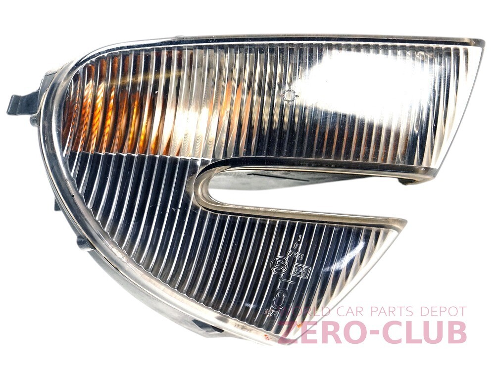 『アルファロメオ 147 TS 前期用/純正 フロントウィンカーレンズ 右側』【2591-94868】拍卖