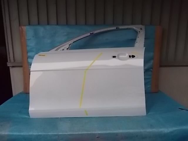 ジャガー XE X760 後期? 左 フロントドア №ZHR41205拍卖