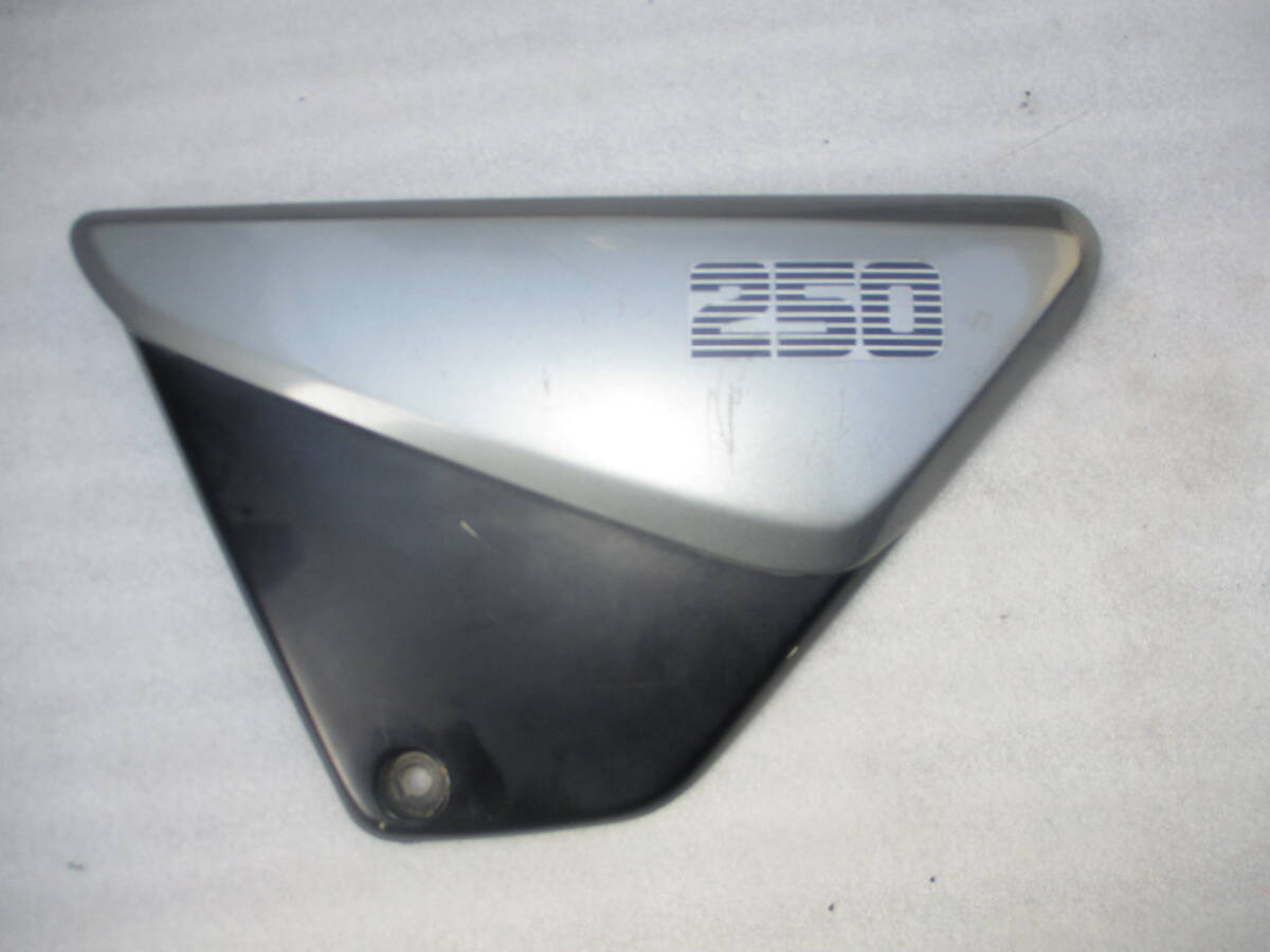 ◆K16◆CS250、サイドカバー、左側、BR250A、カワサキ、カジュアルスポーツ、希少、レア拍卖
