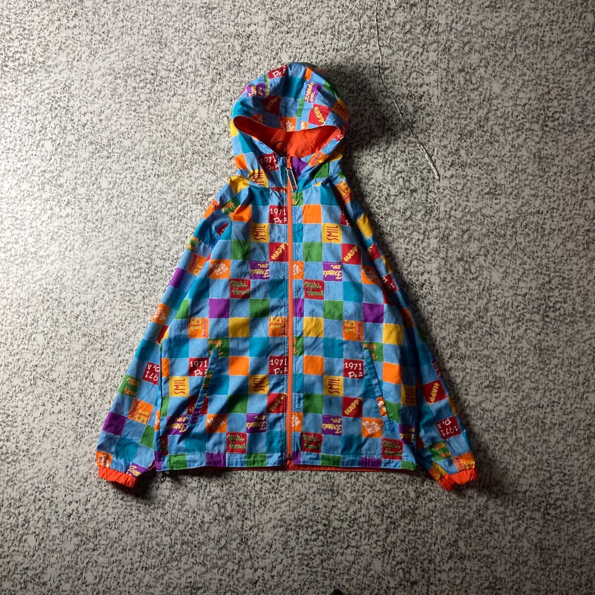 【90s当時物】ミキハウス 総柄 リバーシブル フーデッドナイロンジャケット Lサイズ 古着 ヴィンテージ拍卖