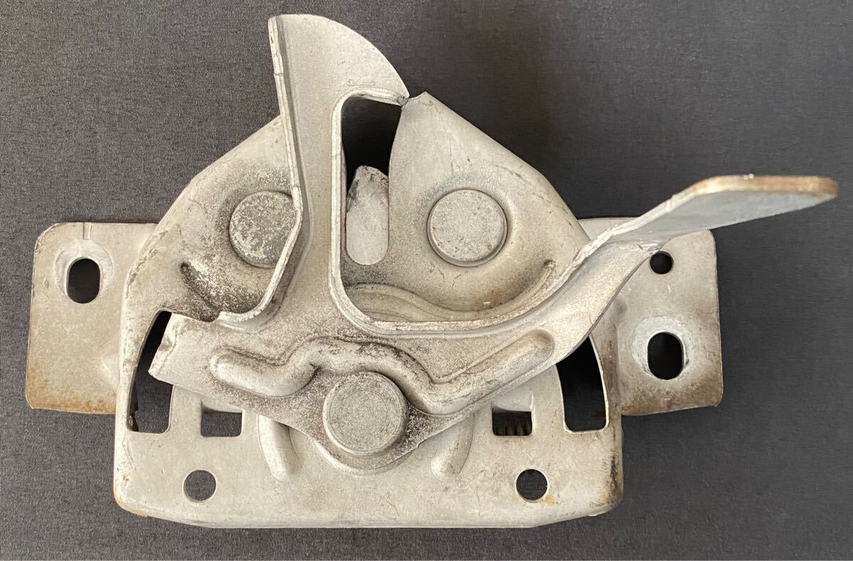 SUZUKI エブリイワゴン DA62W ボンネットキャッチ ボンネットロック エブリー EVERY WAGON拍卖