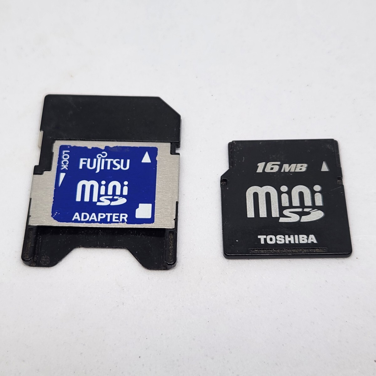 FUJITSU 富士通 miniSDカード 変換アダプター+TOSHIBA miniSDカード16MB拍卖