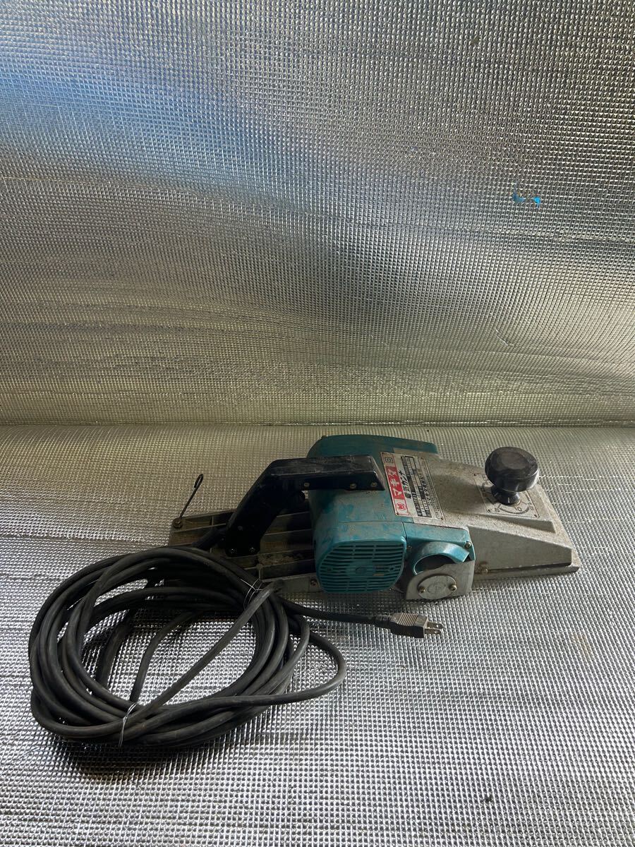 マキタ 電気 カンナ 1805B? 中古品 動作確認済み拍卖