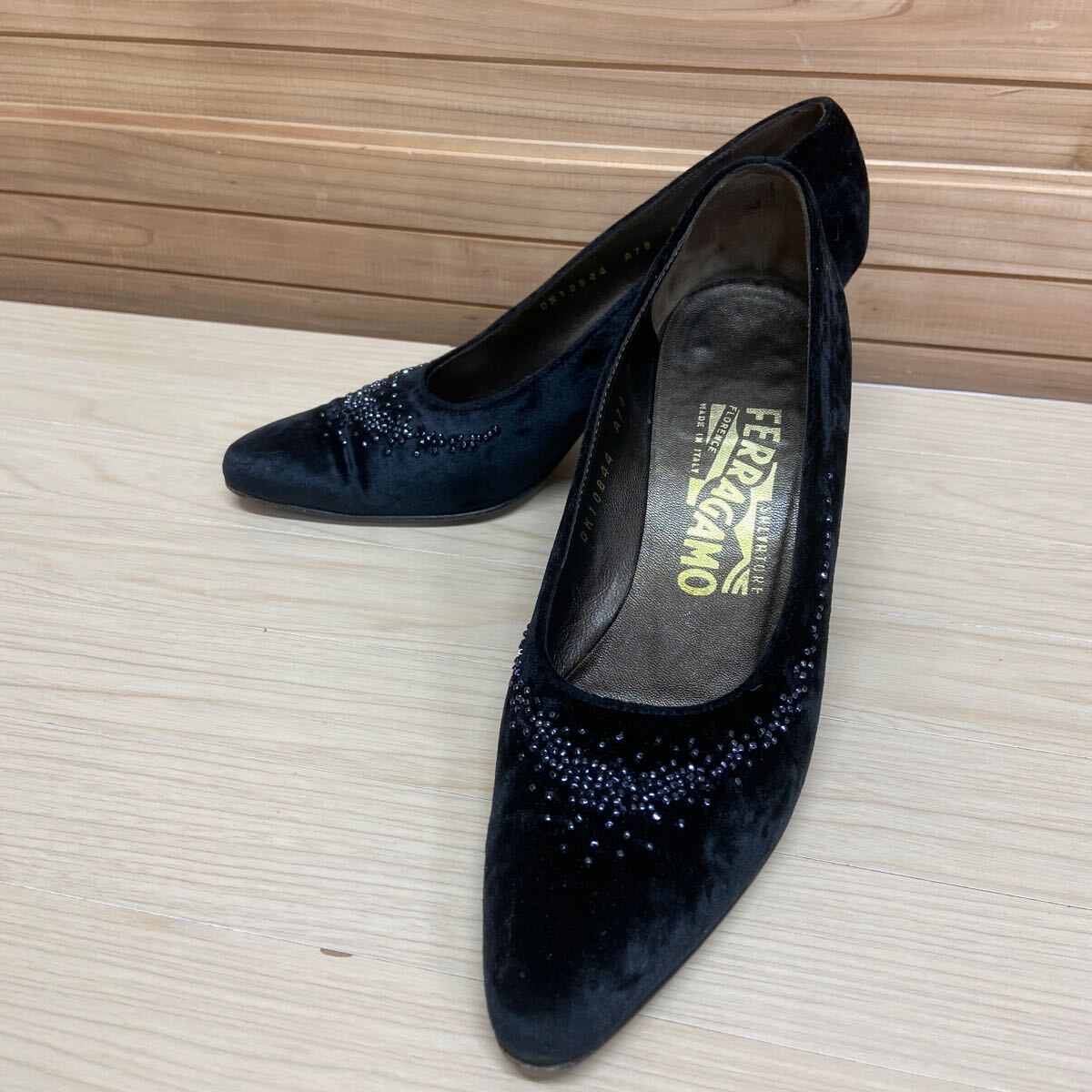 6 HM イタリア製 サルヴァトーレフェラガモ パンプス ブラック Salvatore Ferragamo拍卖