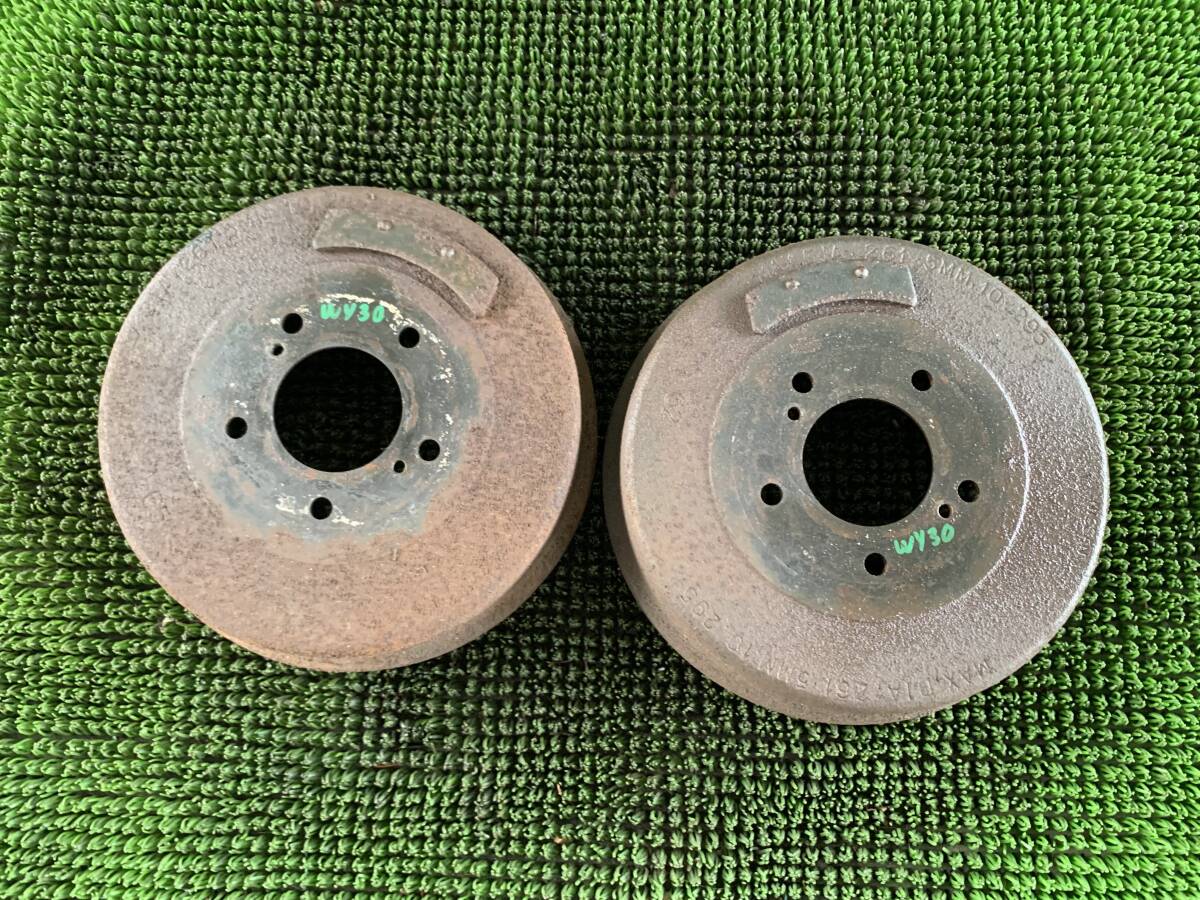 ●即決値段● 日産 セドリック WY30 リアドラム 左右 ドラムカバー拍卖