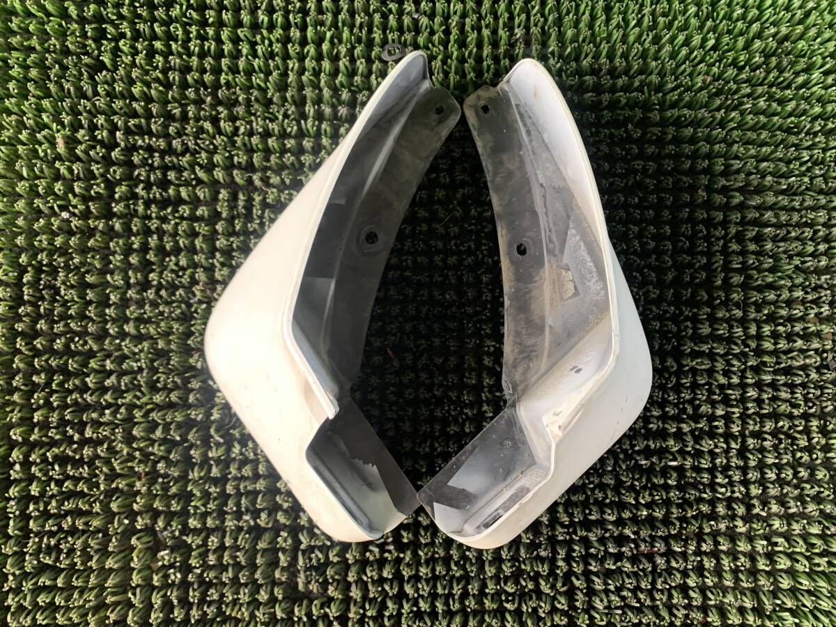 ●即決値段●日産 リーフ AZE0 フロント 泥よけ どろよけ カバー マッドガード 左右 .拍卖