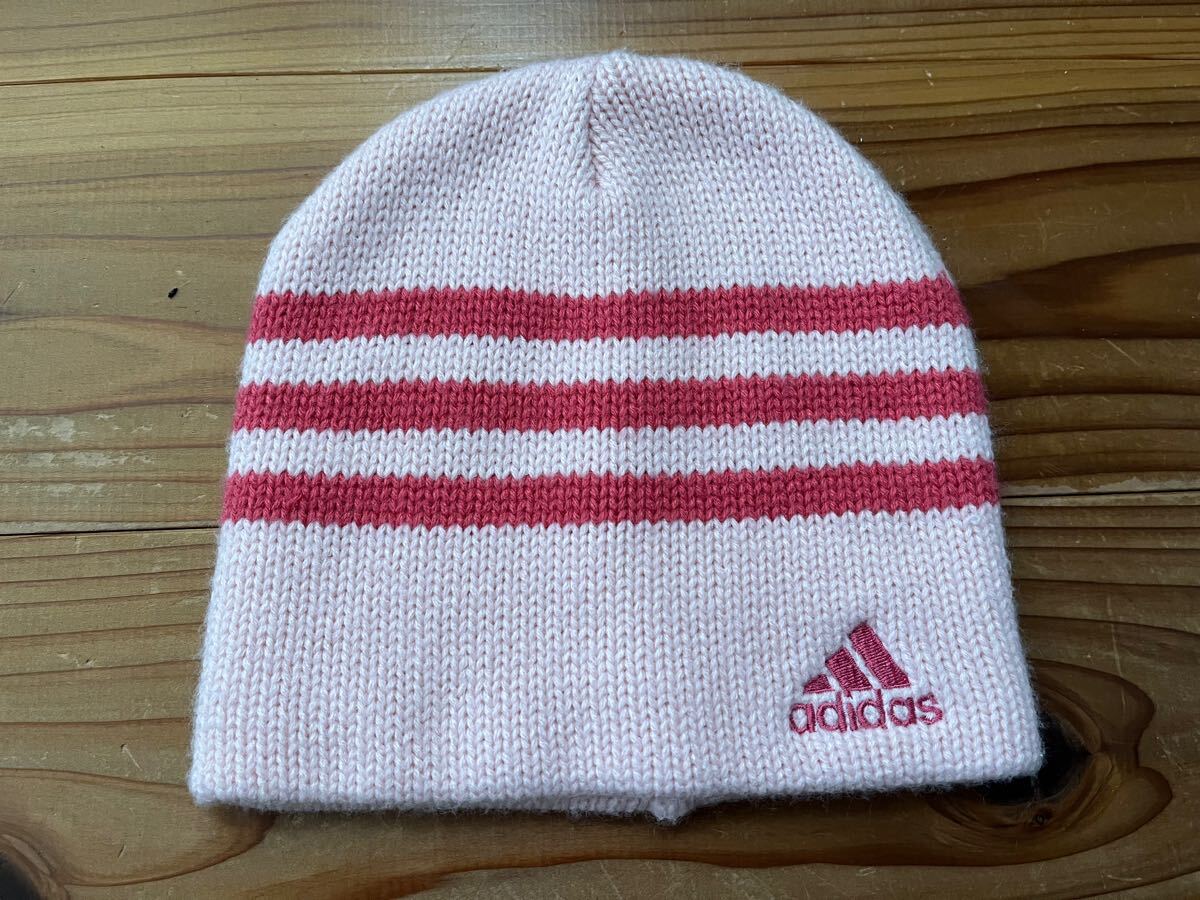 送料込み!adidas ニットキャップ ニット帽 ピンク 三本ライン ビーニー テーラーメイド GOLF ゴルフウェア 帽子 防寒拍卖