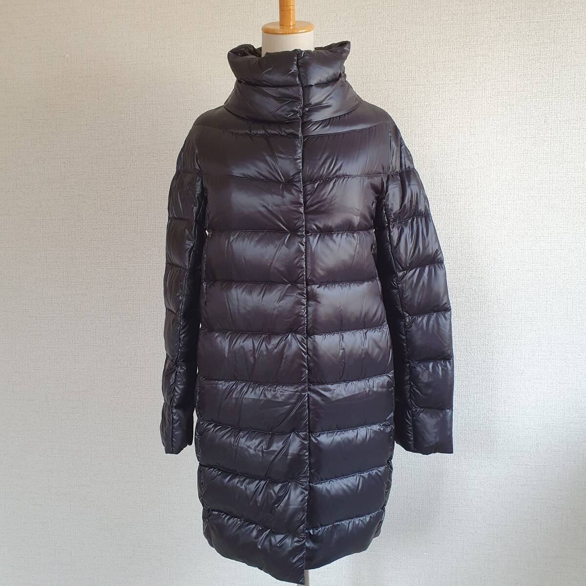 【新品・未使用】HERNO ICONICO DORA ダウンコート ブラック 38サイズ PI0177DIC12017Z拍卖