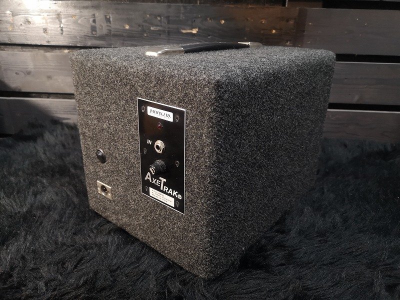 ◆大感謝祭!!!■整備品★AxeTrak FOR GUITAR アックストラック ギター・アンプ サイレントボックス/スピーカー 宅録に!! G1A22550拍卖
