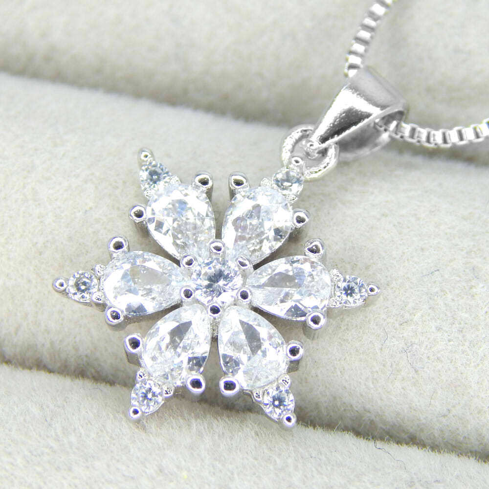 再入荷★新品★送料無料 雪の結晶 13連CZダイヤモンドネックレス シルバー925 レディースアクセサリー ジルコニア プラチナ仕上 限定拍卖