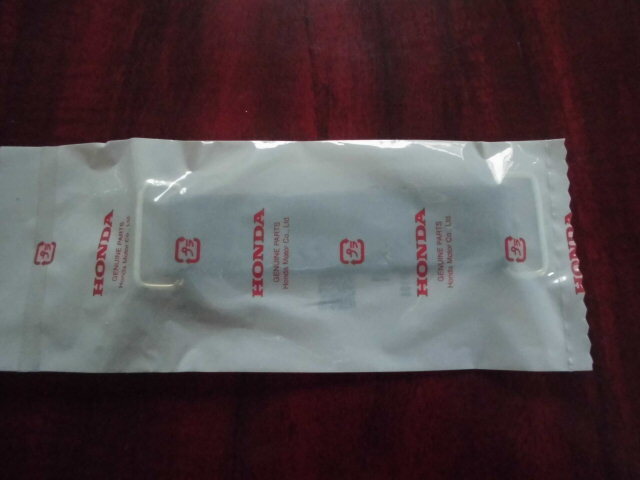 ホンダ純正 モンキー 12V用 バッテリーバンド拍卖