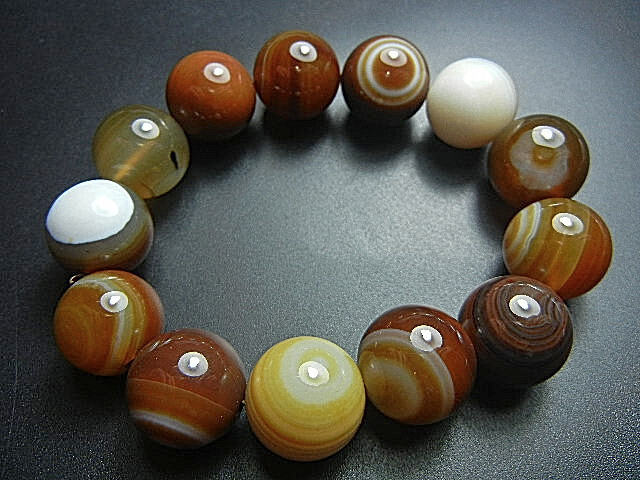 高級天然JFV3228 マダガスカル瑪瑙 メノウ中の極品 16mm巨大天然眼お勧め拍卖