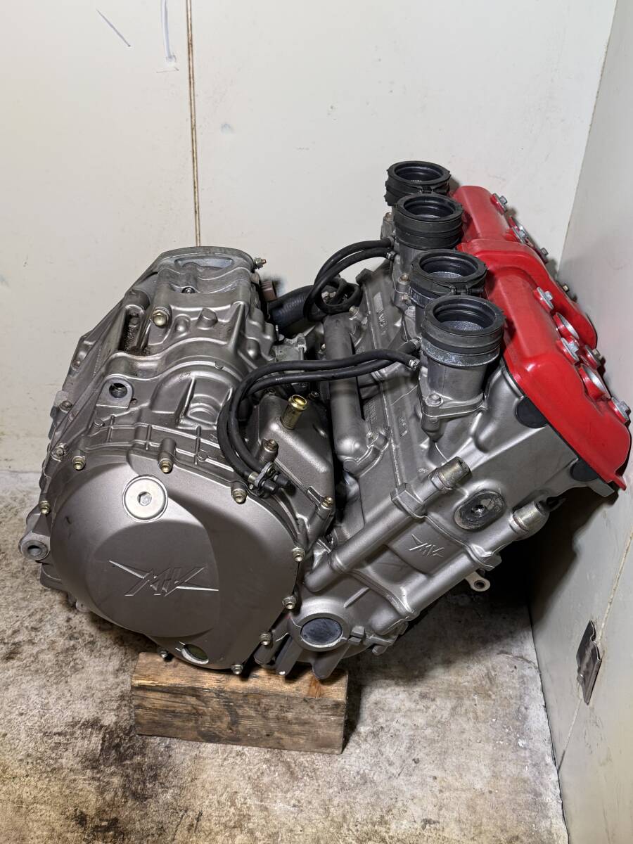 MVアグスタ ブルターレ910R エンジン オイルクーラー付き拍卖