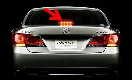新品 純正品 TOYOTA トヨタ ハイマウントストップランプ クラウンハイブリッド AWS210拍卖