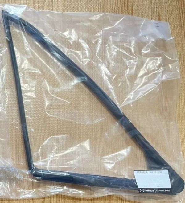 新品 純正品 MAZDA マツダ ウェザーストリップ 運転席側 ロードスター NA8C NB6C NB8C MX-5拍卖
