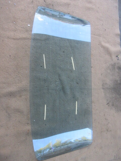 ★⑥R6G8770 GC10 ハコスカ 純正リアガラス 旧車 修理やストック等に拍卖