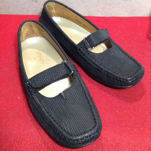 【売り切り!!送料無料!!】A-58 中古美品!!sprerzfuβ PEDX イタリア製 ローファー ブラック 23.0cm 箱あり!特別価格!拍卖