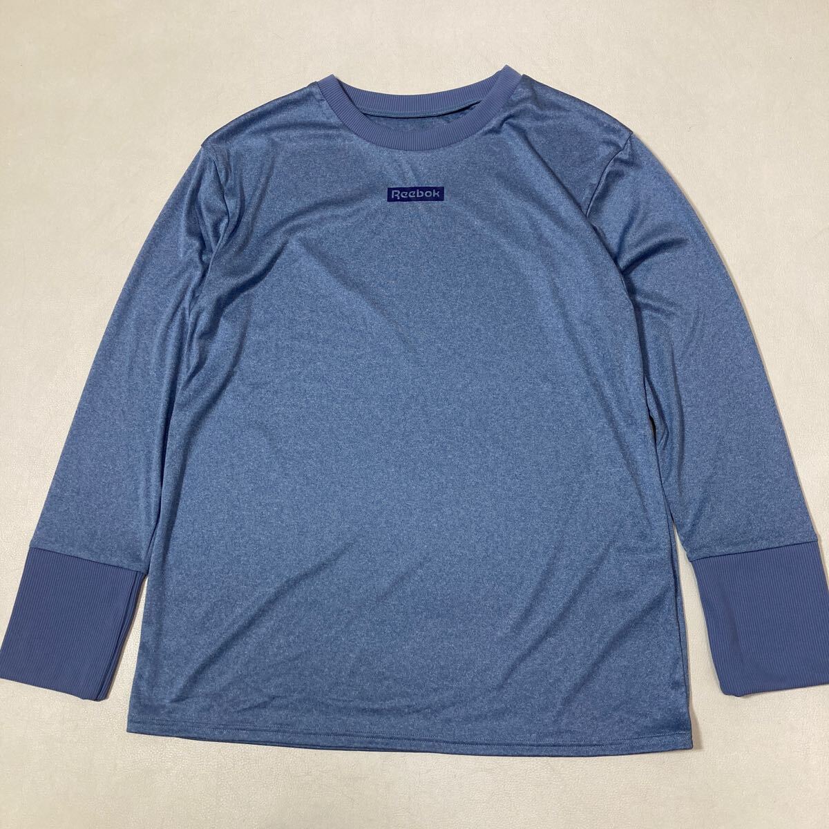 261 美品 Reebok リーボック バケスタ VACASTA 袖リブ長袖Tシャツ レディース サイズM スポーツ トレーニング 40918E拍卖