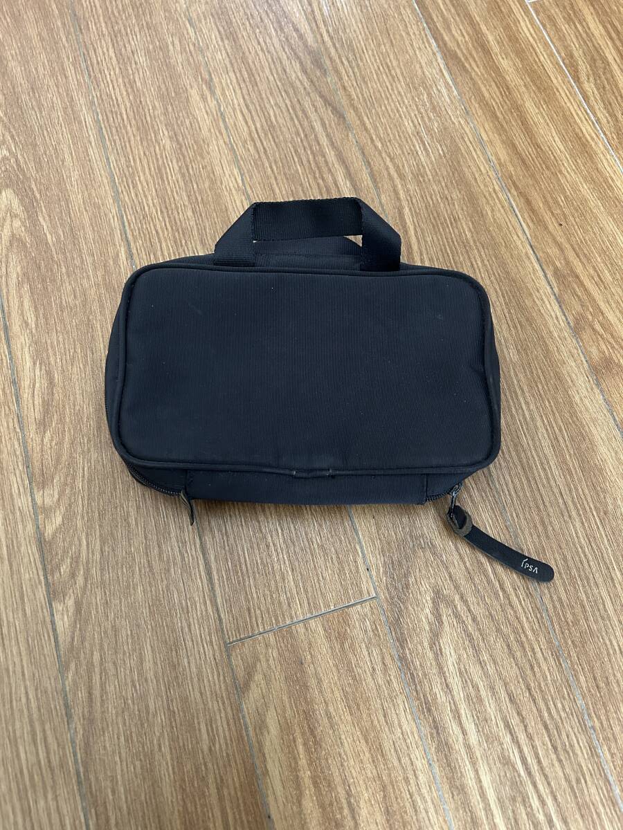 ◆IPSA イプサ 化粧ポーチ コスメ バッグ ブラック シンプル 仕切りあり ベルト付き拍卖