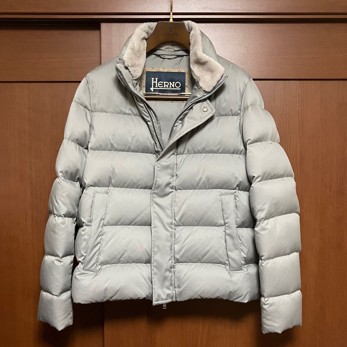 新品未使用 定価152,900円 HERNO ヘルノ ダウンジャケット ARENDELLE アレンデール サイズ50 L拍卖