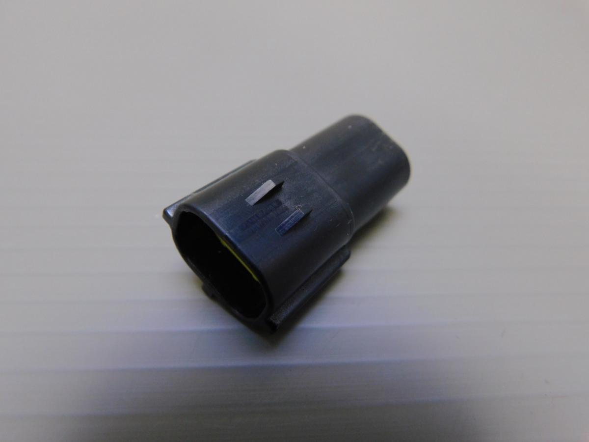 送料0円■ トライアンフ ディトナ675 純正? 電装 パーツ カプラー キャップ c拍卖