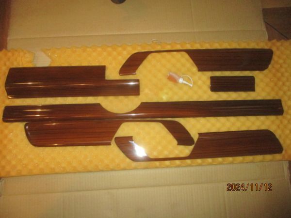 ■ベンツ W124 ウッドパネル 新品 ヤナセ 部品取あり 右ハンドル ダッシュボード グローブボックス エアコン吹き出し口 ゼブラ 300E 230E■拍卖