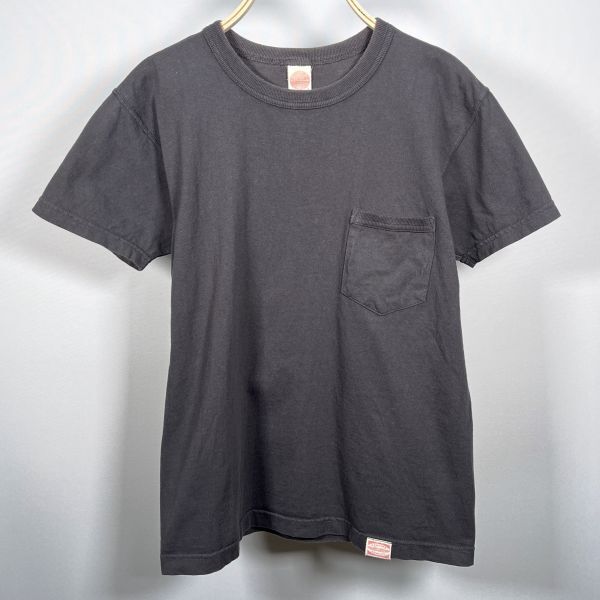 トイズマッコイ マックヒル ポケット付き ウォッシュ加工 無地 クルーネック 半袖 Tシャツ S 墨黒拍卖