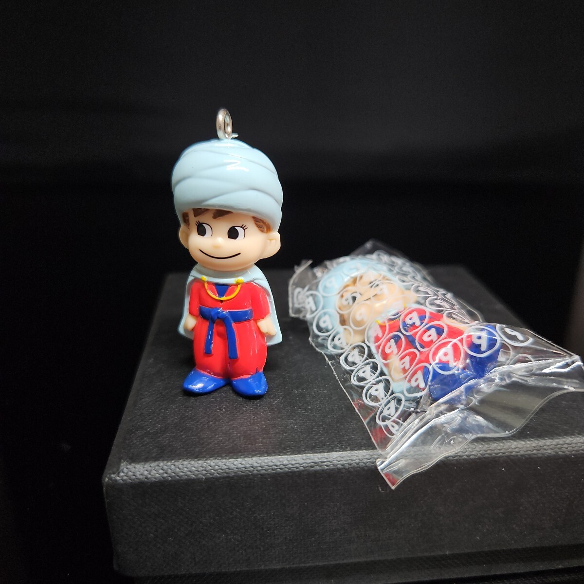 不二家ミニハートチョコレートミニミニペコちゃんアラビアンポコ2個画像が全てです。ご入札前には必ず商品説明をお読みください開封未開封拍卖