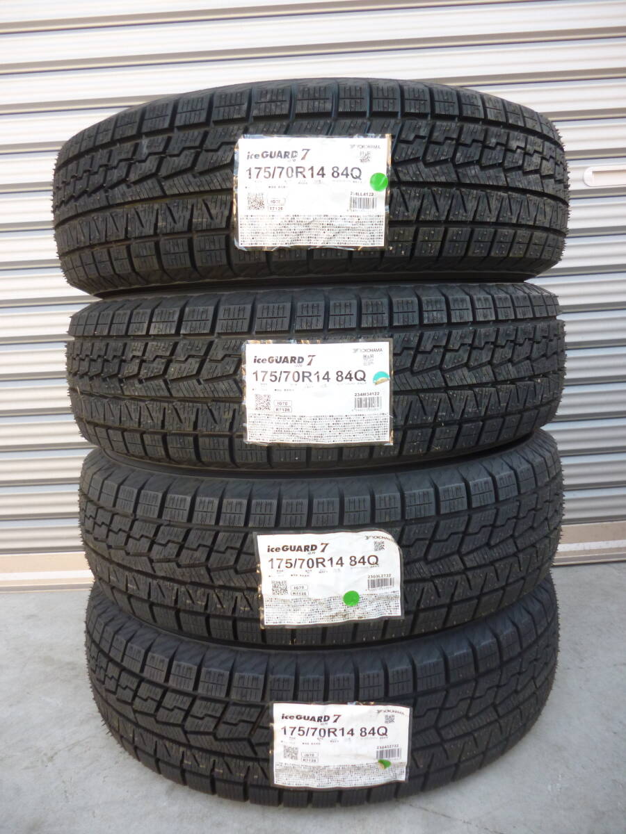ヨコハマアイスガードIG70■175/70R14■アクアヤリスヴィッツフィットカローラアクシオフィットハイブリッドシエンタポルテカリーナポルテ拍卖