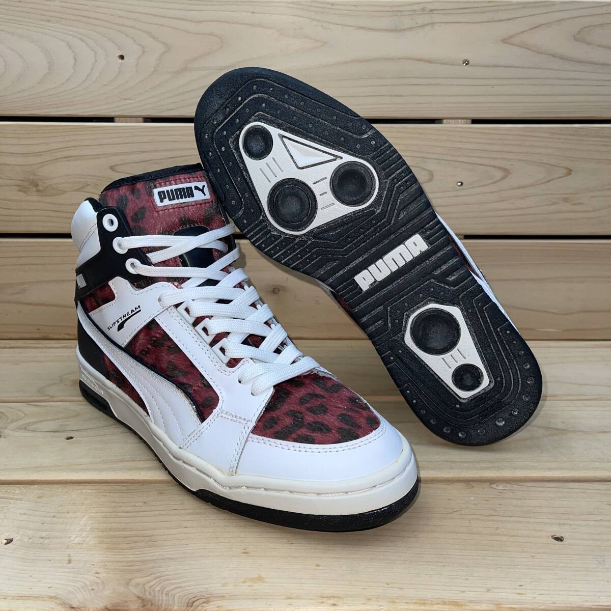 プーマ スリップ ストリーム アニマル 23.5cm ホワイト レッド PUMA SLIP STREAM ANML レディーススニーカー ハラコ 白 赤 天然皮革 ②拍卖