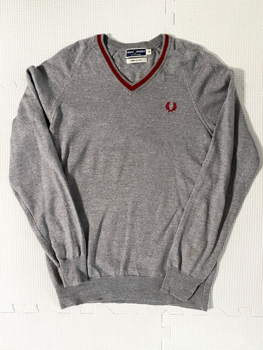 フレッドペリー Fred Perry Vネック セーター グレー 36 S M イタリア製 イギリス モッズ スキンヘッズ italy england mods skinheads拍卖