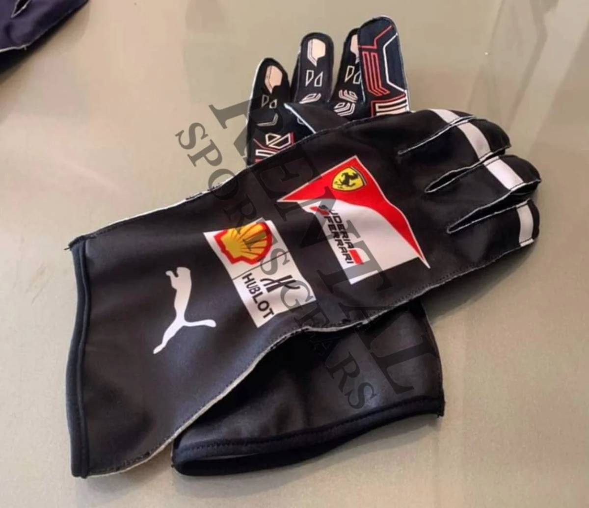海外 高品質 送料込み セバスチャン・ベッテル F1 Sebastian Vettel BMW Ferrari  レーシンググローブ サイズ各種 レプリカ拍卖