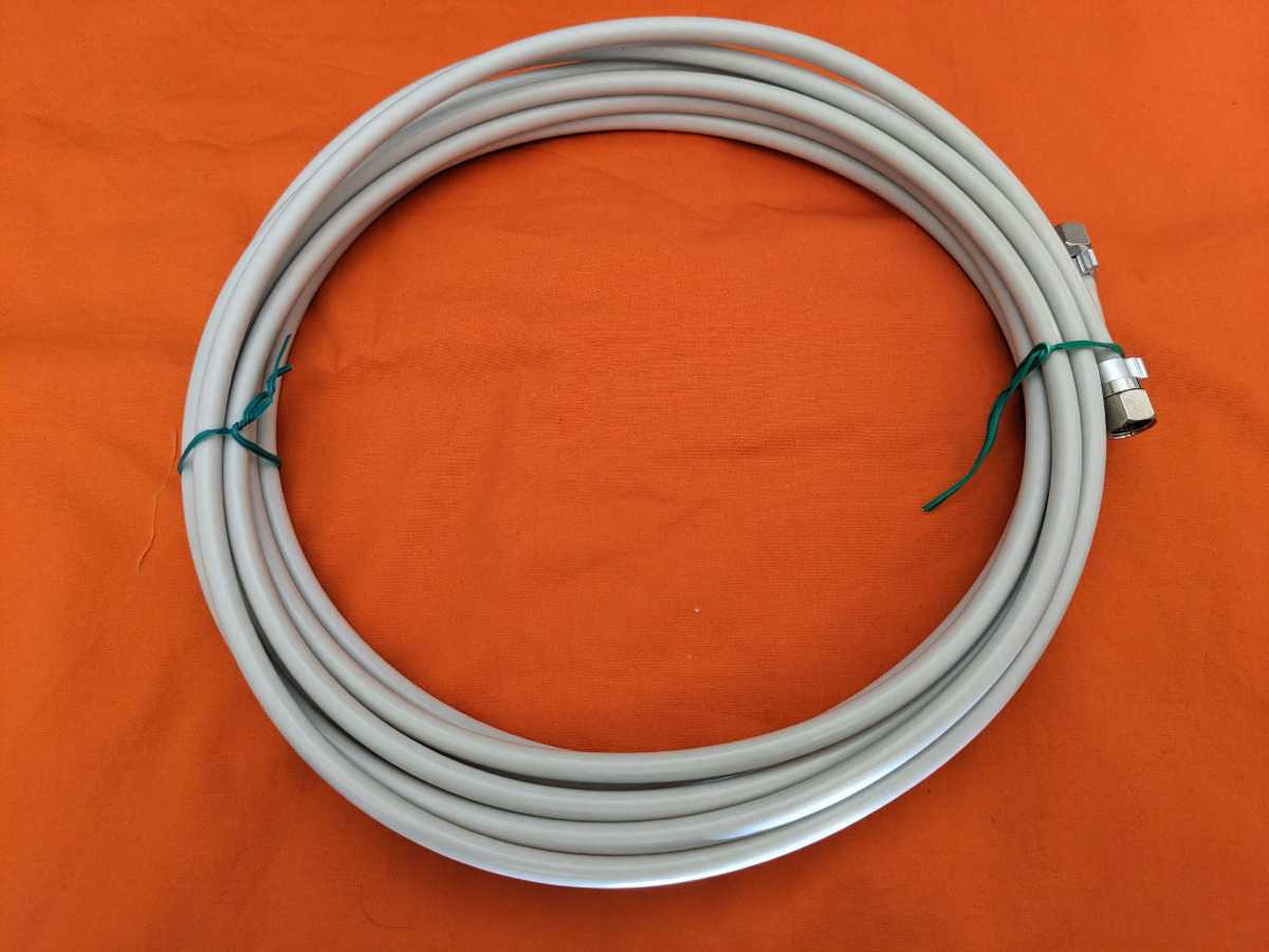 地デジ・BS・CS対応 アンテナケーブル S-4C-FB 5m グレー 未使用拍卖