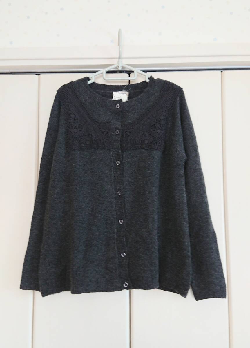 サマンサモスモス★ヤク混 レース貼りニットカーディガン・チャコール★タグ付き拍卖