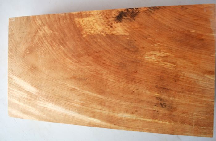 トチ★栃★推定樹齢300年★老木★336×180×厚54ミリ★ゆうパック60サイズ★1拍卖