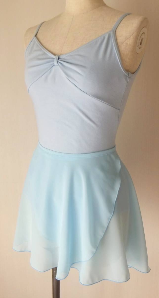 新品 ★Chacott FREED チャコット フリード★ バレエ 巻きスカート M ヒップ85~93cm 水色 ライトブルー 36cm丈拍卖