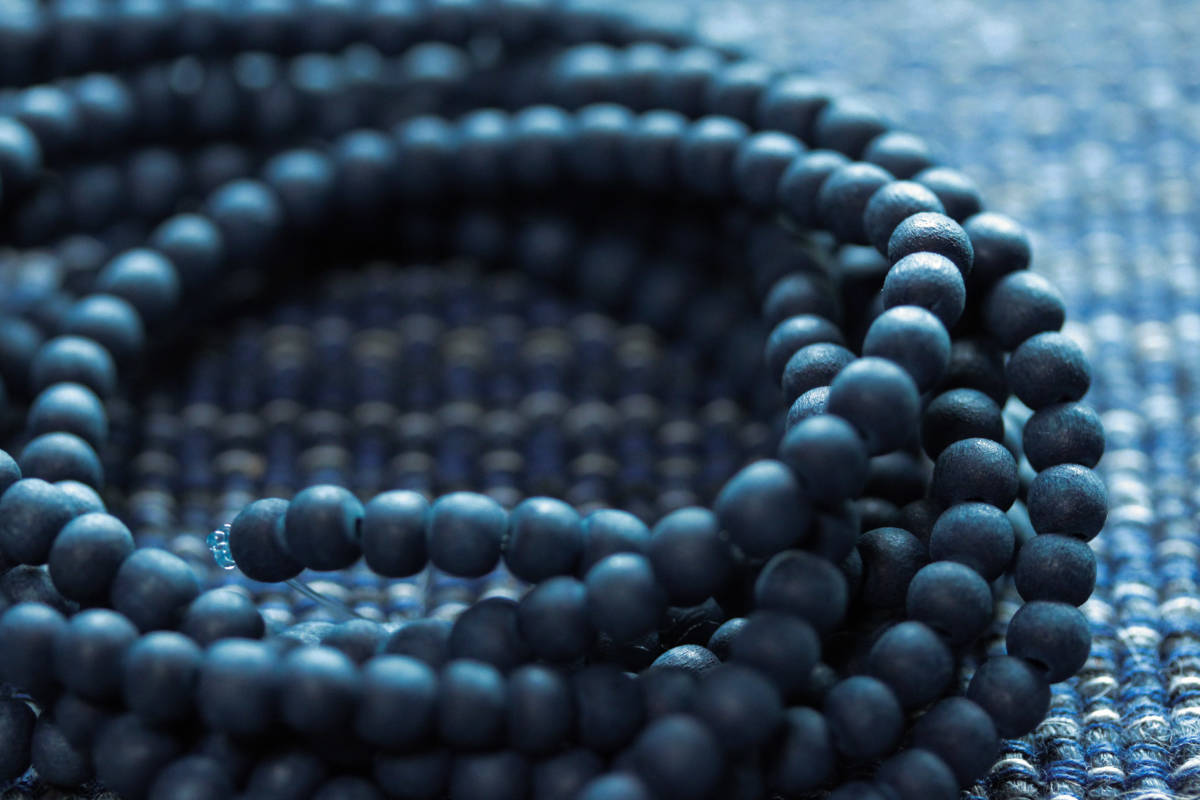 *Indigo wood beads拍卖