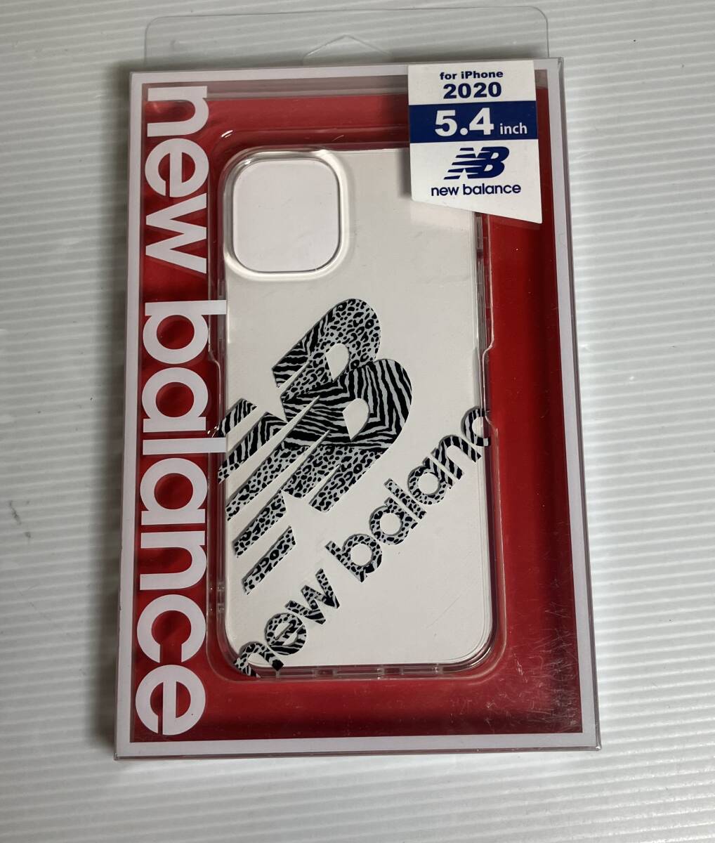 【送料無料】新品未開封 new balance(ニューバランス) iPhone12 mini ケース TPUクリアケース (ビッグロゴ/アニマル柄) md-74578-2拍卖