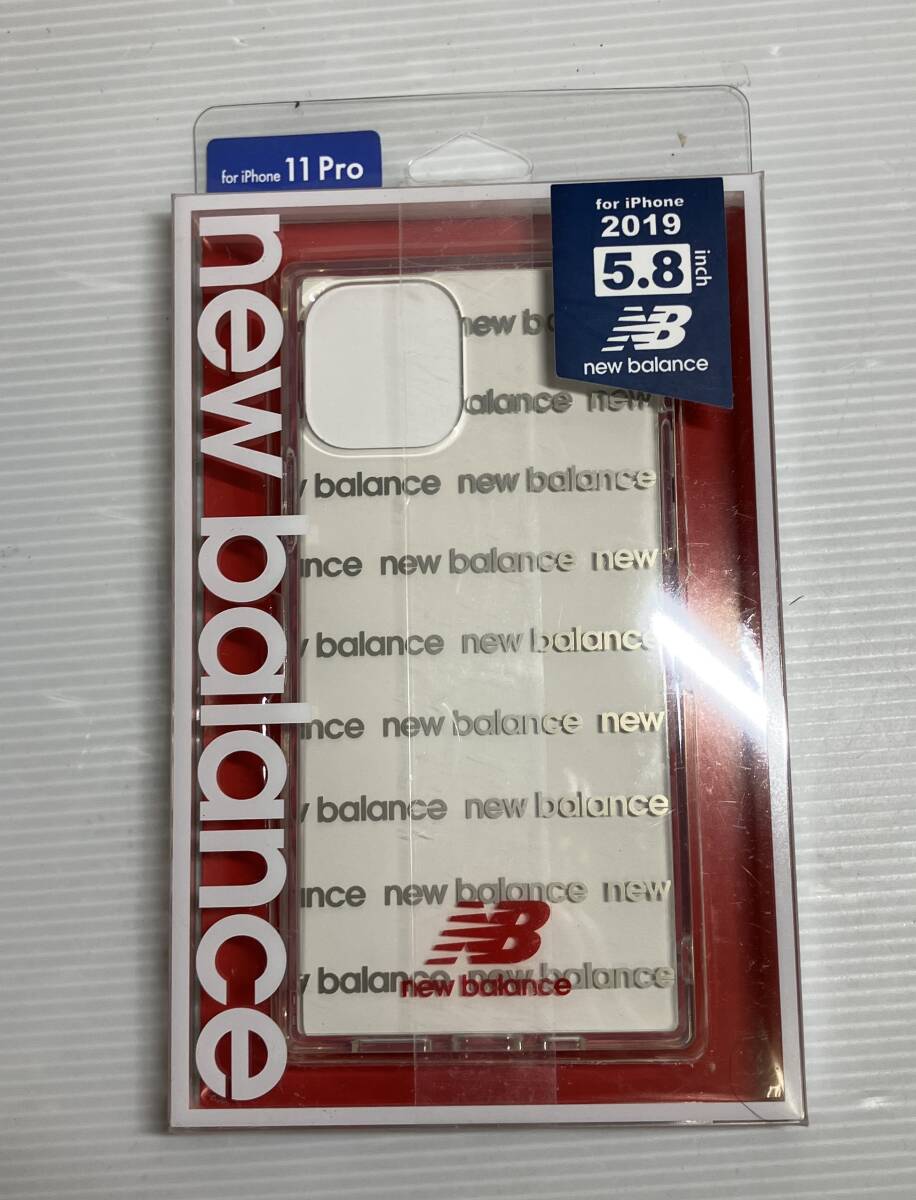 【送料無料】新品未開封 new balance(ニューバランス) iPhone11 Pro ケース スクエア型TPUクリアケース (ロゴボーダー/レッド) md-74339-2拍卖