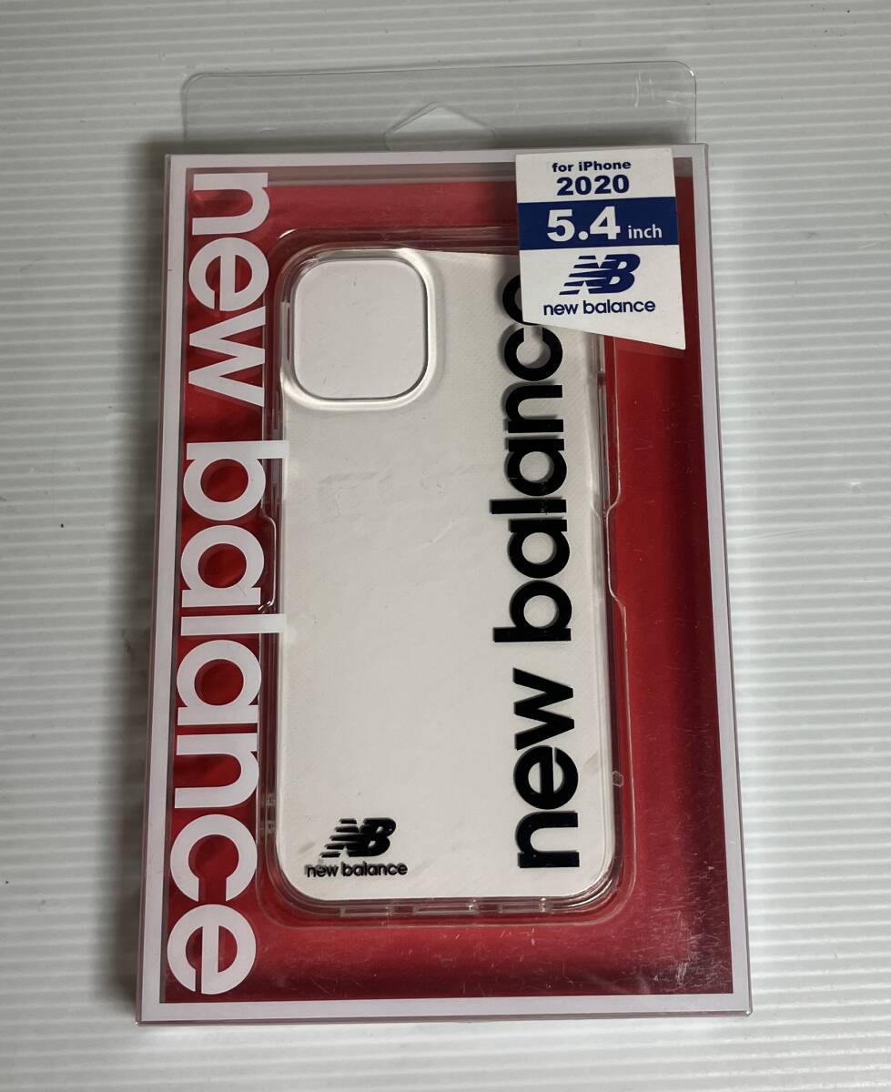 【送料無料】新品未開封 new balance(ニューバランス) iPhone12 mini ケース TPUクリアケース (縦ロゴ/ブラック) md-74577-2拍卖