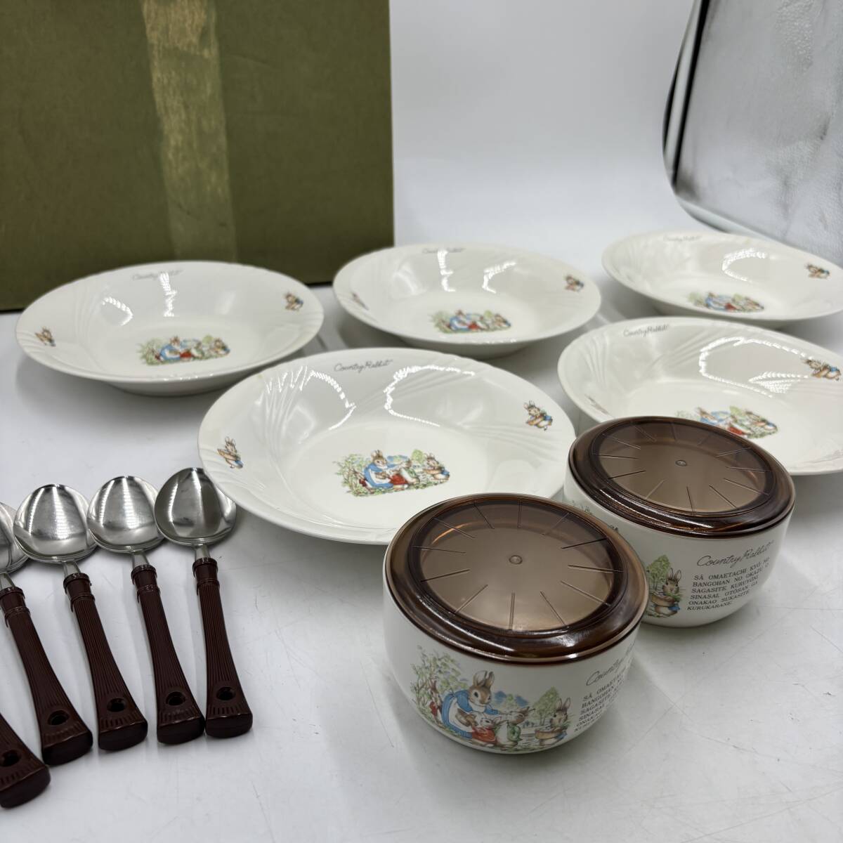 【美品】カントリーラビット 皿5枚 キャラクター皿 食器 セット拍卖