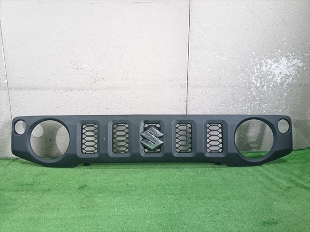 JB64W ジムニー フロントグリル 無塗装黒(74801)拍卖