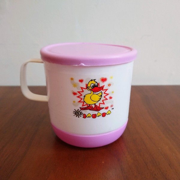 新品&即決◎アジアンキッチュなプラマグカップ(ふた付き)【すみれ色】レトロ アジアン雑貨 アウトドア食器拍卖