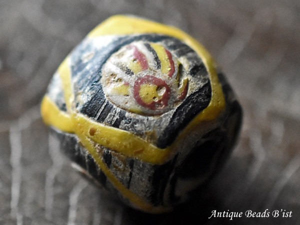 ●わくわく とんぼ玉★ヴァイキング3つの嵌眼貼付大玉C2 トンボ玉 蜻蛉玉【1912】【送料無料】【CB19020C-2】拍卖